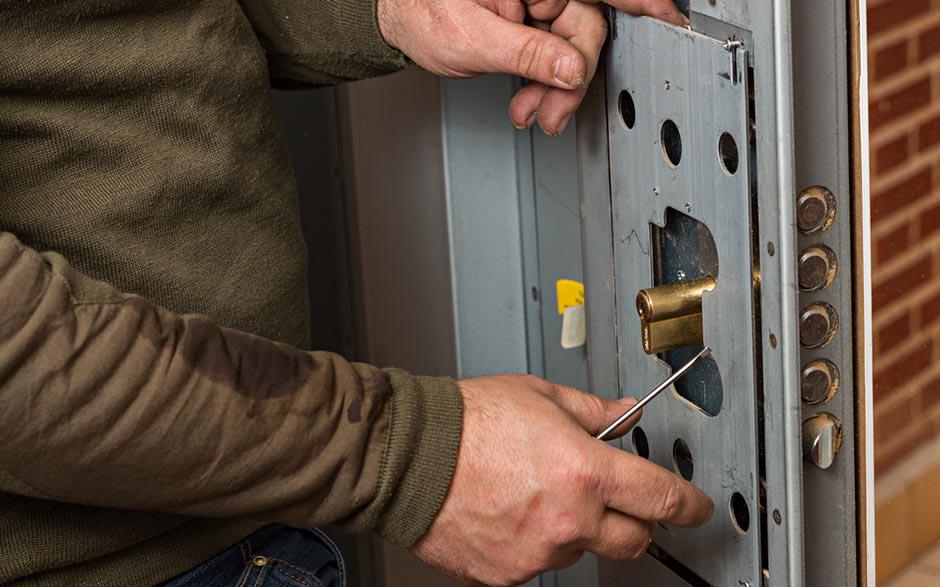 ouverture de porte Othis